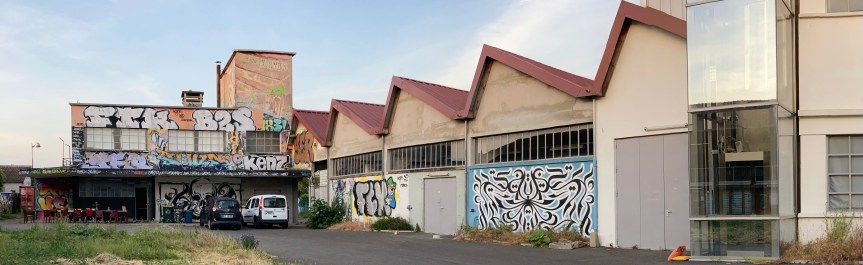 Domination et douleur, et inversement&nbsp;proportionnel