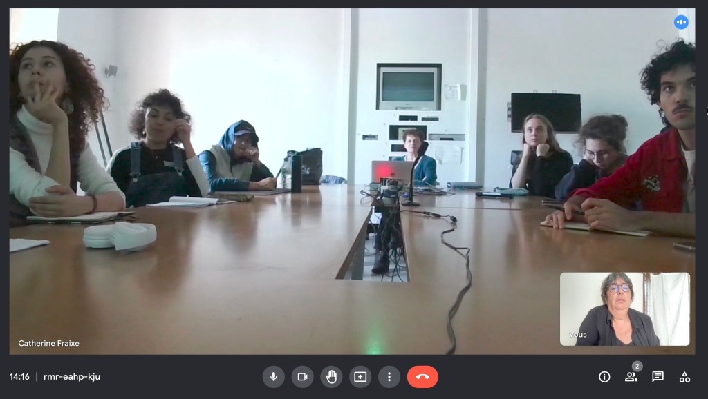 Cours en visioconférence avec l'ENSBA côté érudiants.